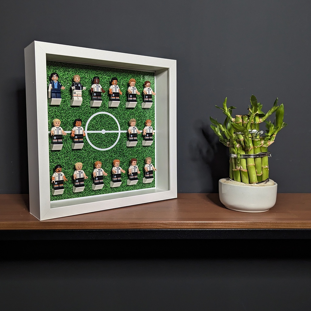 Displayrahmen für LEGO® Minifiguren Serie DFB - Die Mannschaft - Ambient